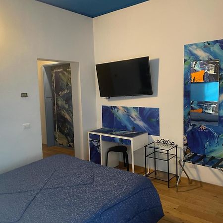 Rooms Of Love Pavie Extérieur photo